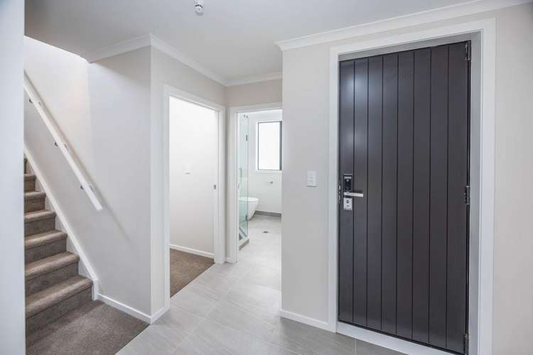 2/57 Waireka Road Rototuna_19