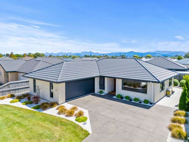 25 Korari Grove Redwoodtown_0