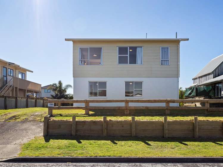 1285 Papamoa Beach Road Papamoa_21