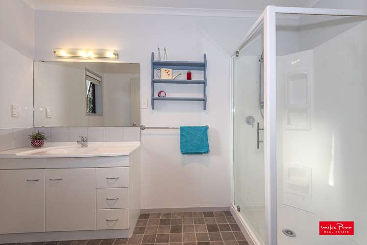 12 Georgia Lane Kamo_11