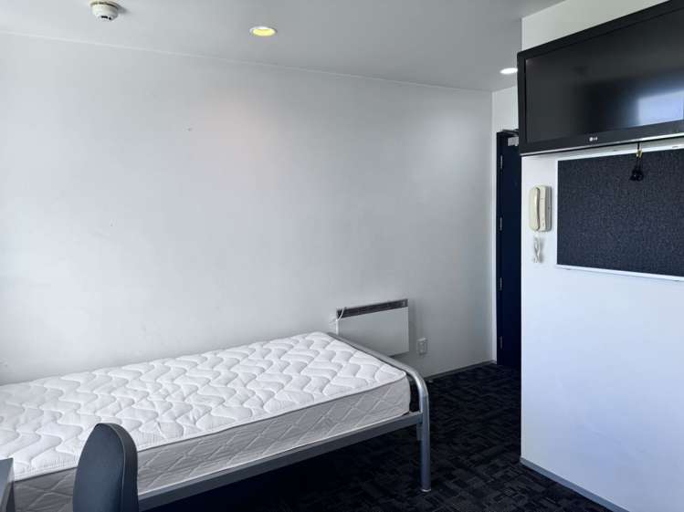 1107 138 Anzac Ave 10015_1