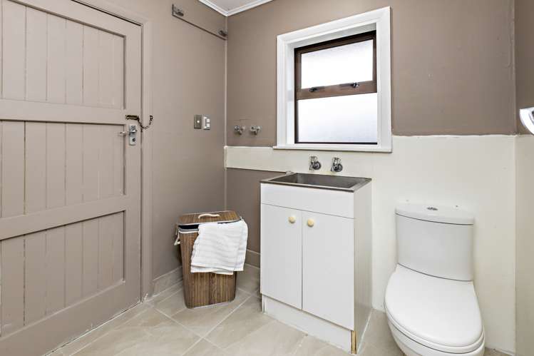 1/55 Mcannalley Street Manurewa_13