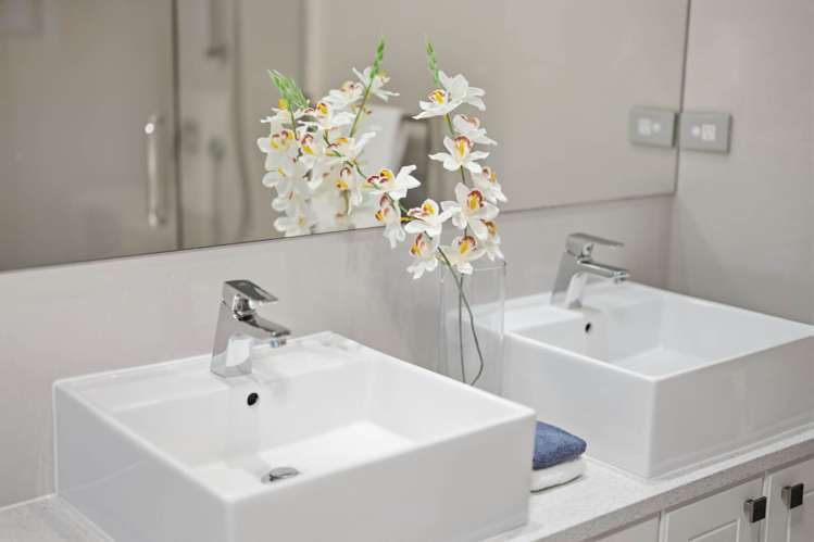 17 Peihinga Road Flat Bush_23