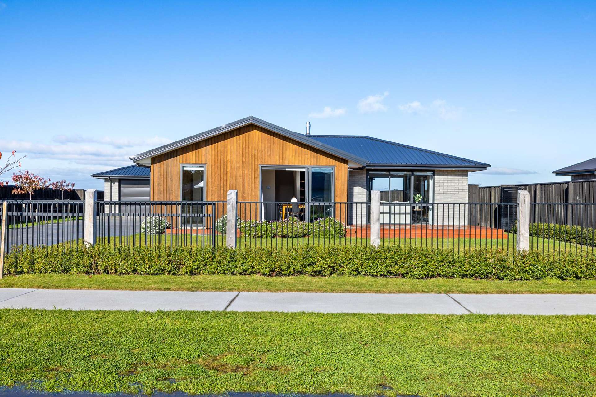 8 Plover Avenue Amberley_0