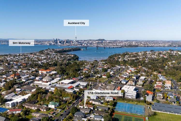 1/18 Gladstone Road Northcote_22