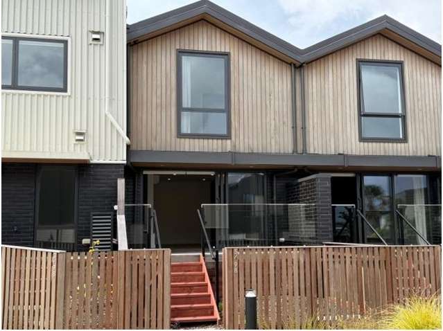 Mordern 3-Bedroom Townhouse