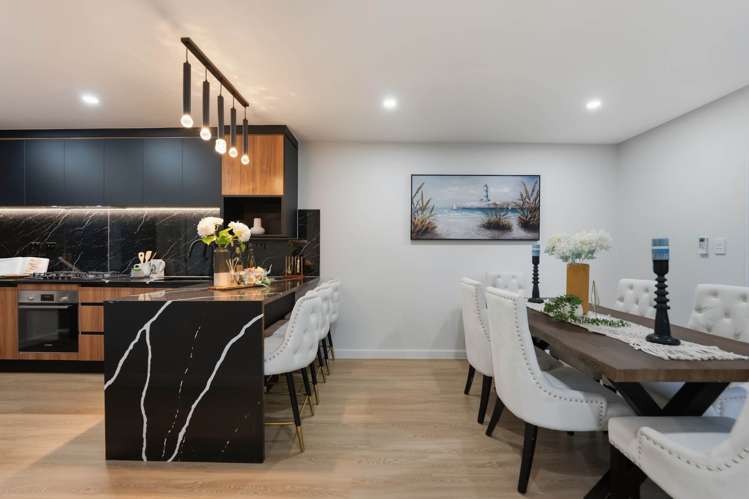 1 Puhakehake Place Flat Bush_6