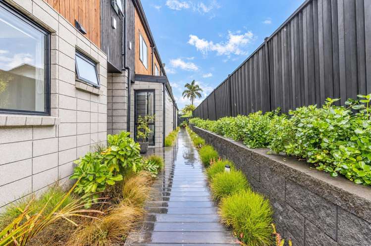 3/1 Seaforth Avenue Mangere Bridge_8