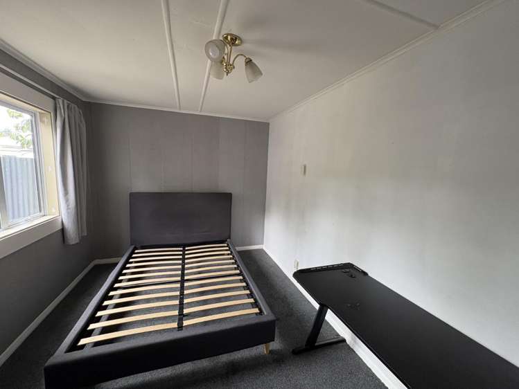 8 Coburn Ave 10292_5