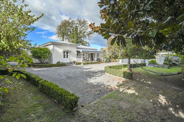 1205a Karamu Road North Mayfair_18