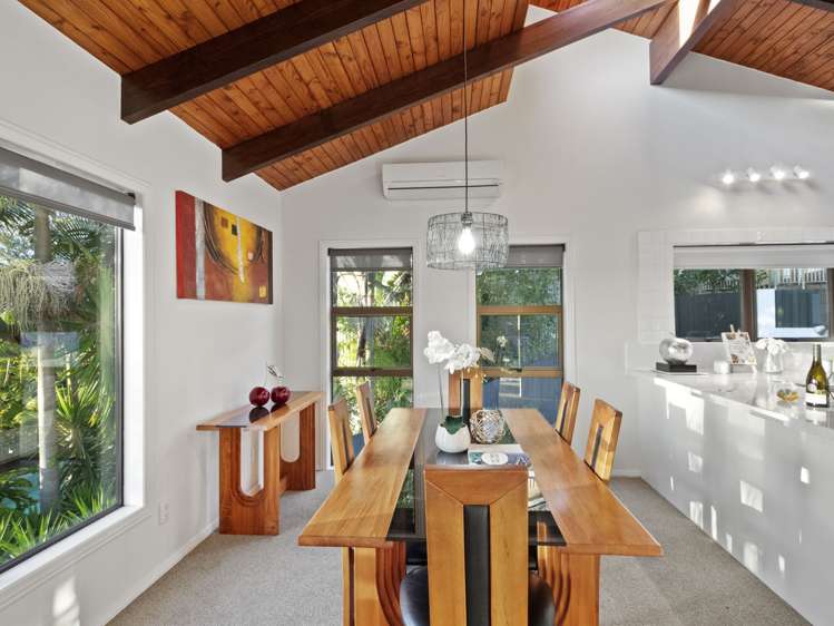 241a Golf Road Titirangi_6