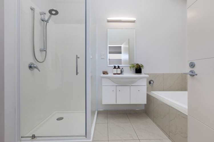 67 Eastwood Rise Waimairi Beach_11