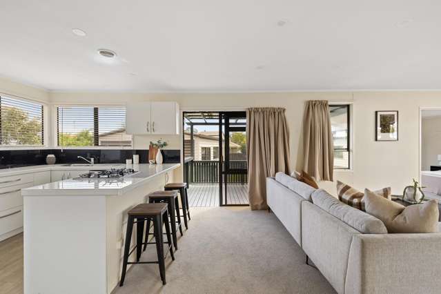 51 Gilbass Avenue Hamilton Lake_1