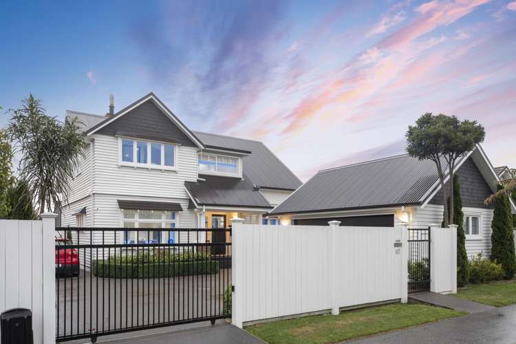 111 St Andrews Square Strowan_5