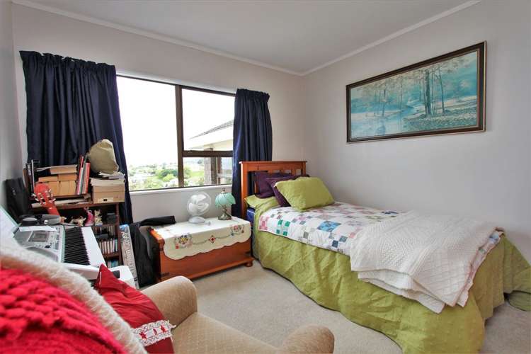 311 Marshall Crescent Thames_6