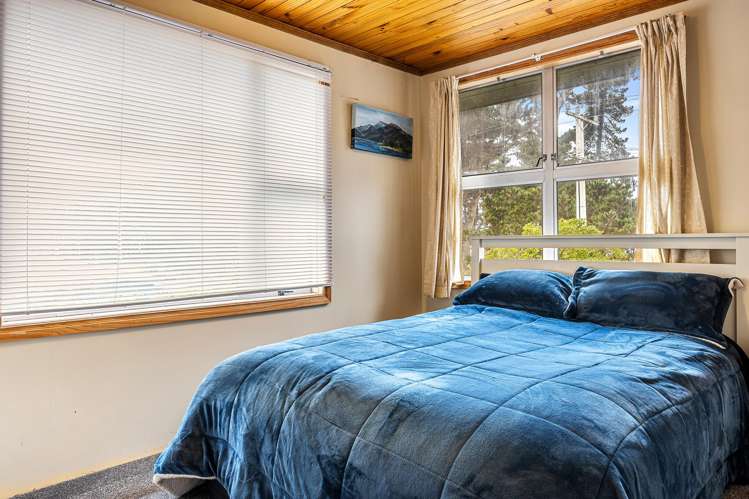6 Chamberlain Avenue Amberley Beach_9