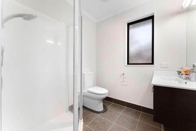 1 Muirlea Drive Flat Bush_17