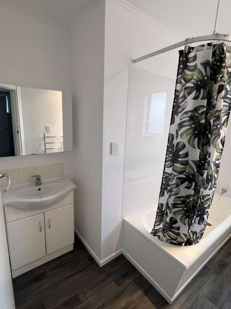 24 Kirton Crescent Manurewa_11