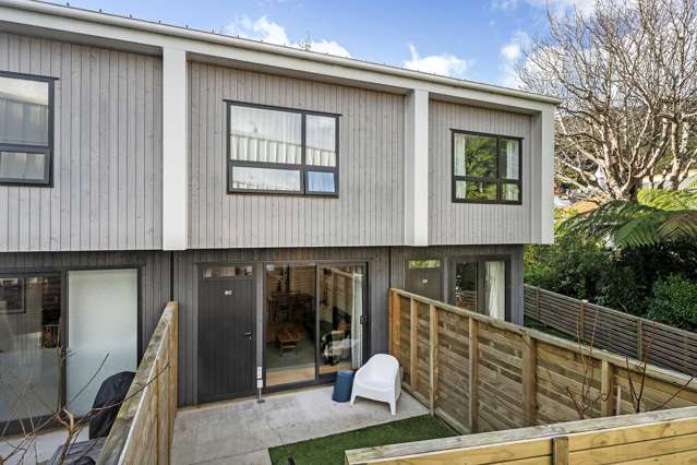 8C Ferry Road Days Bay_2