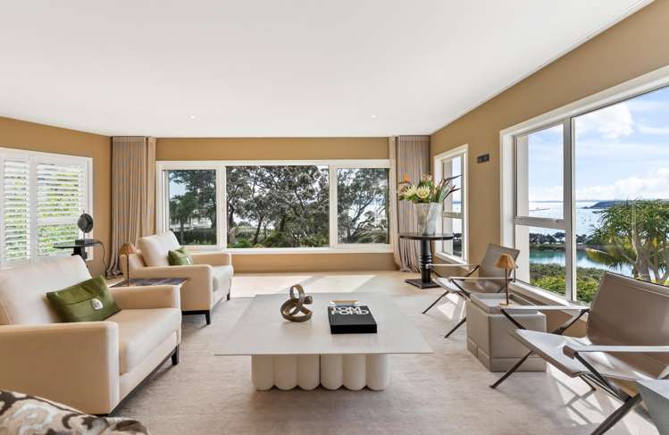 3/2 Crescent Road_0