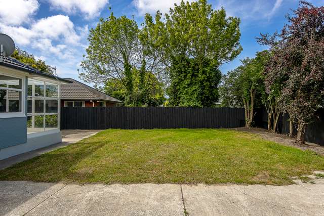 36 Eveleyn Couzins Avenue Richmond_2