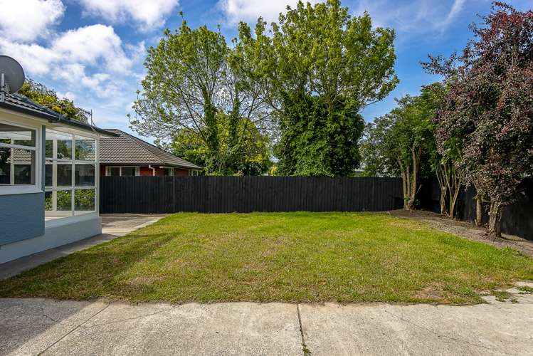 36 Eveleyn Couzins Avenue Richmond_2