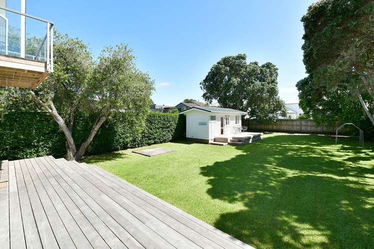 20 Glamis Avenue Manly_13
