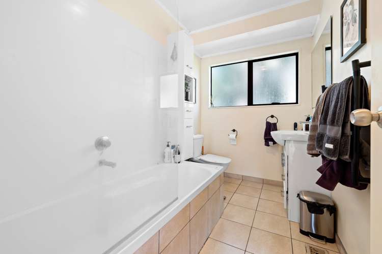 8a Croydon Road New Lynn_9