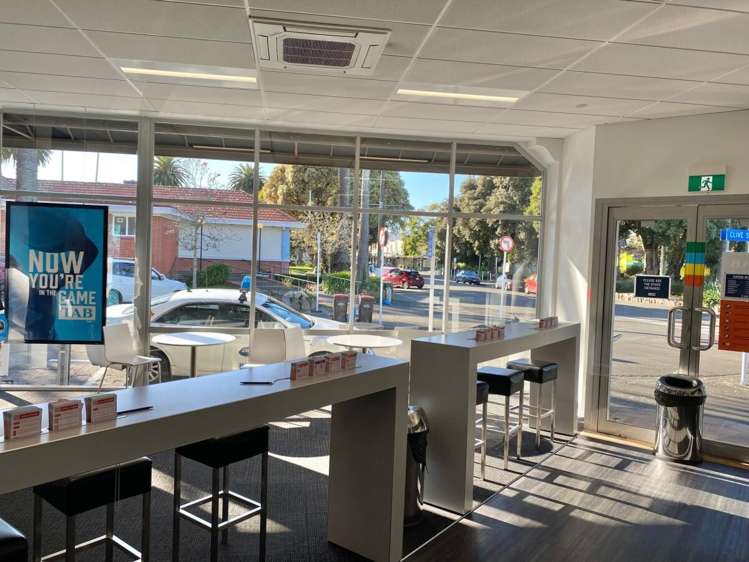 1-7 Clive Square Napier South_12