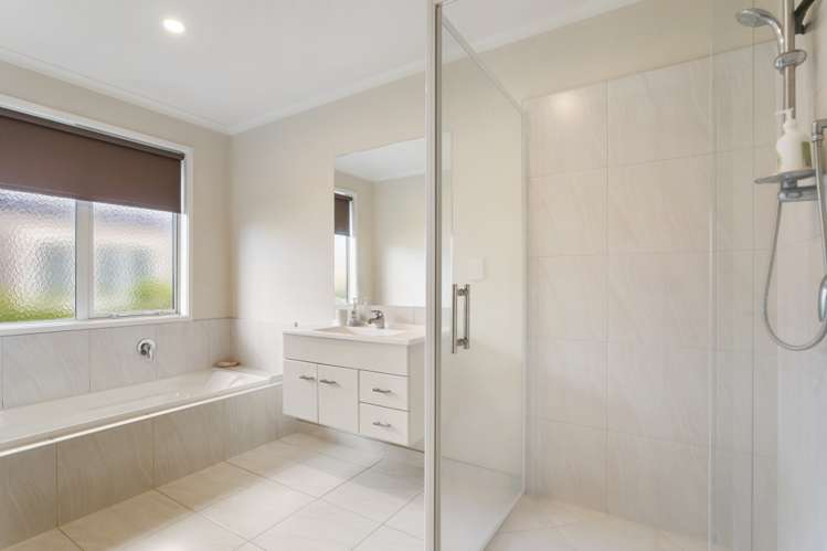 100 Estuary View Whangamata_17