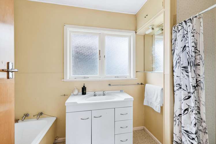 8 Keats Avenue Onekawa_10