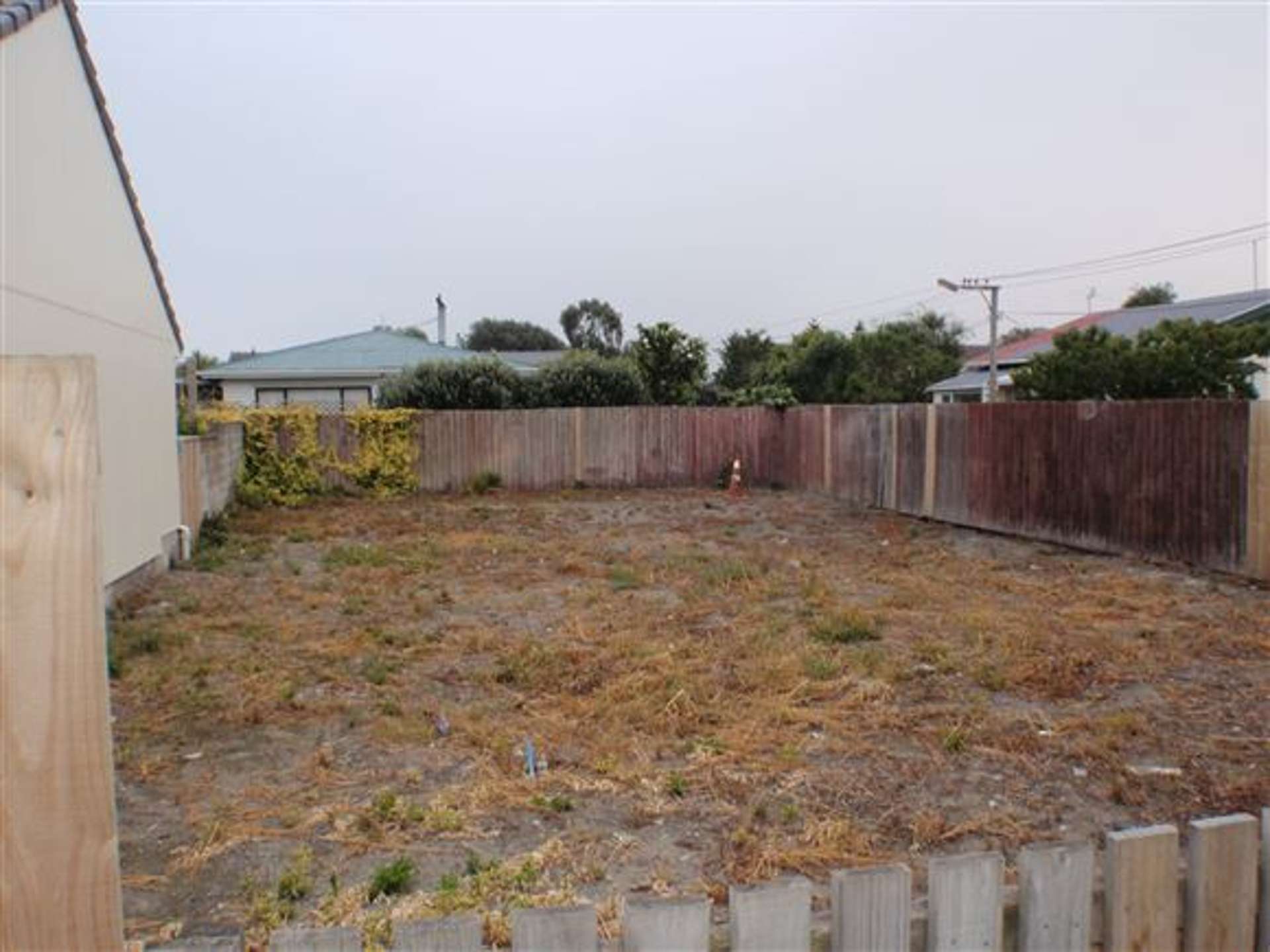 2/327 Breezes Road Aranui_0