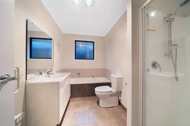 7 Anna Lane Glen Eden_19