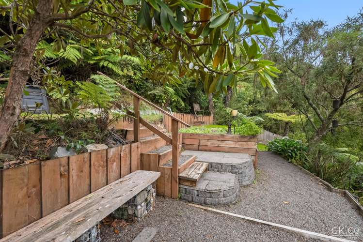 32 Forest Road Pinehaven_19