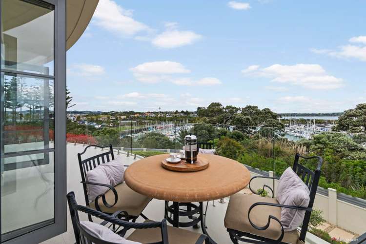 79 Pine Harbour Parade Beachlands_5