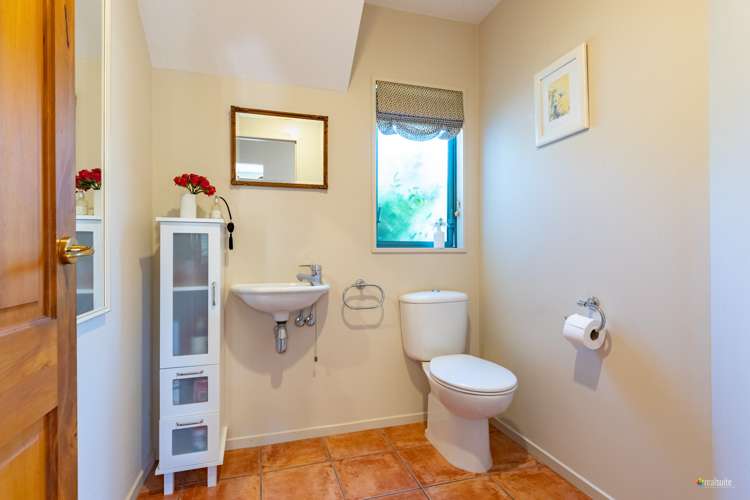 5/3 Up Gard Street Silverstream_8