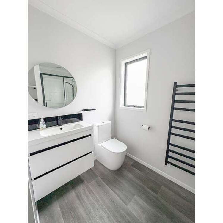 296 Homewood Road 2123_4
