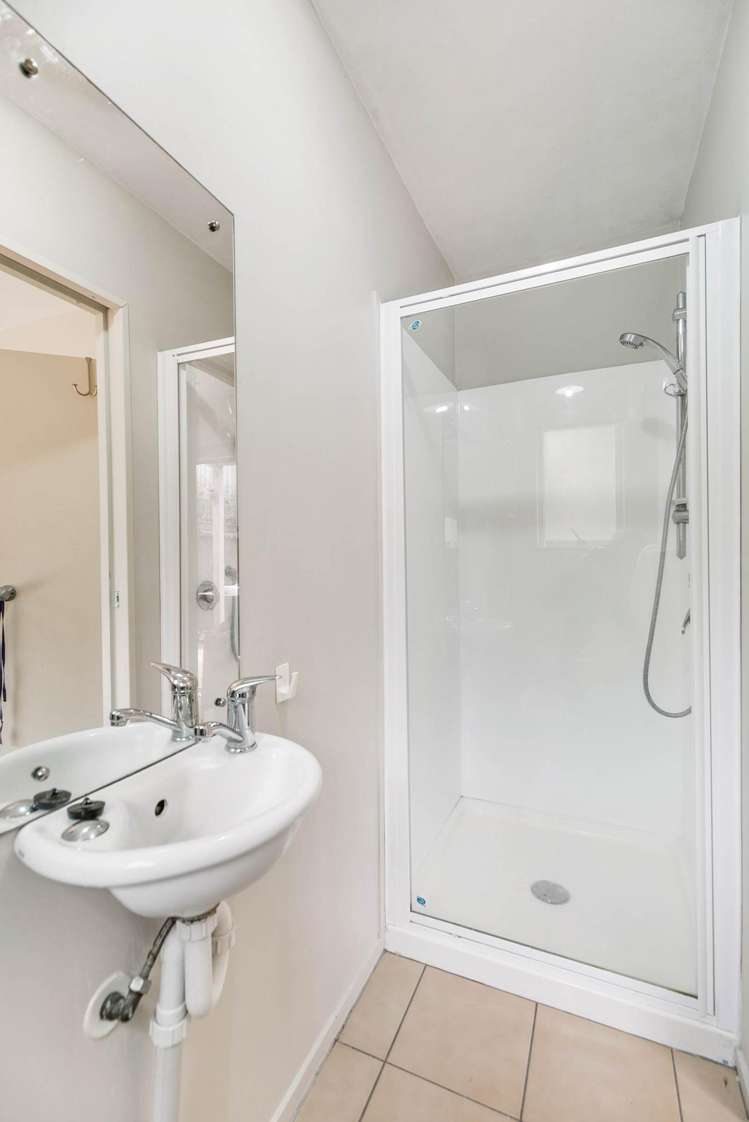 18/218 Captain Springs Road Onehunga_16