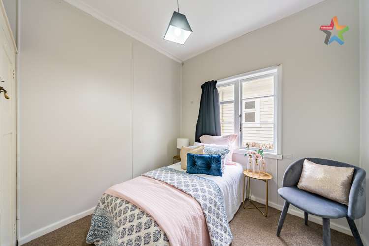 20 Ludlam Crescent Woburn_8