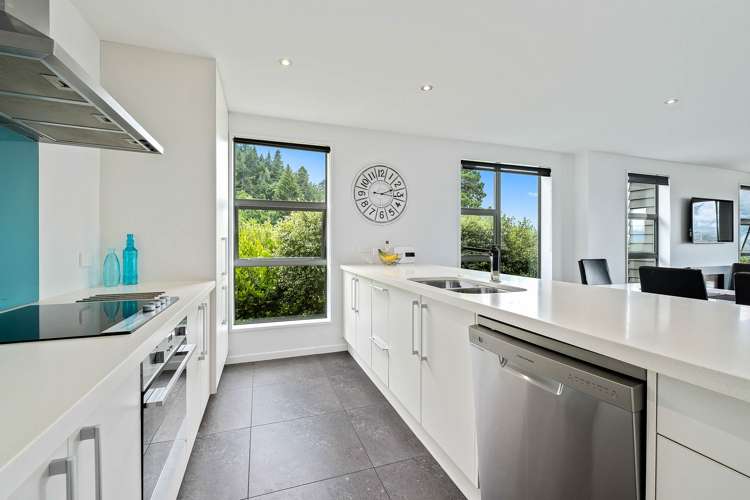 3 Saint Peters Place Queenstown_5