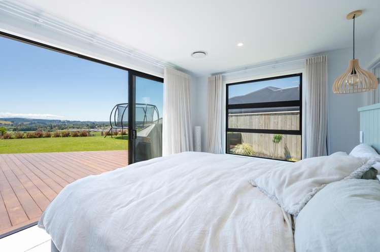 68 Katania Heights Brightwater_14