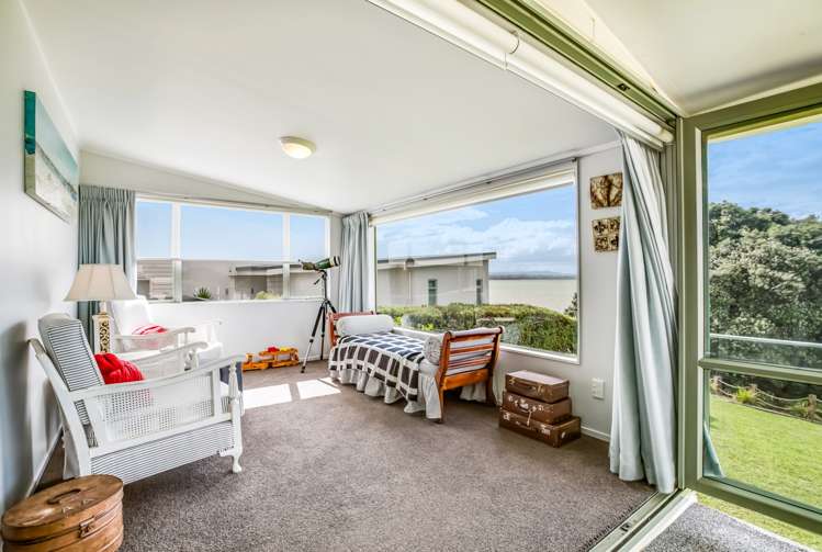 49 Torkar Road Clarks Beach_4