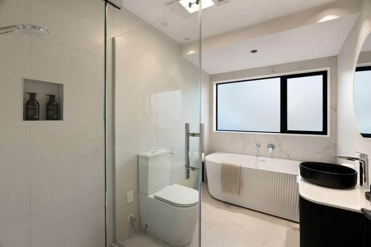 2C Knights Close Rothesay Bay_9