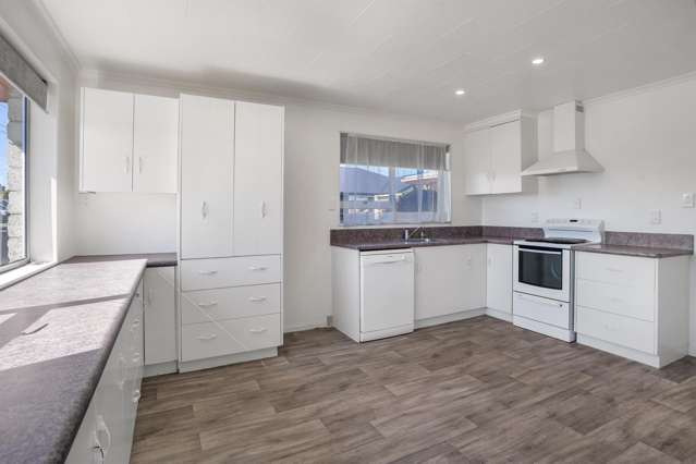 35 Dejoux Road Winton_3