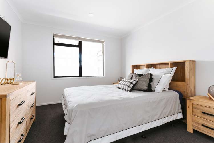 2 Kotare Drive Coastlands_10