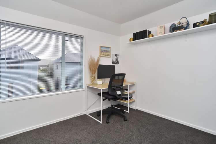 5/19 Longley Place Addington_11