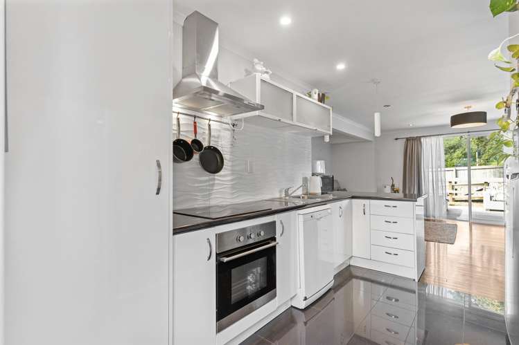 72 Glen Road Ranui_26