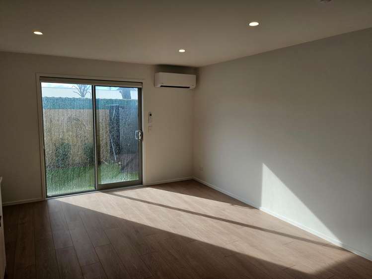  206/87 Marine Parade New Brighton_19