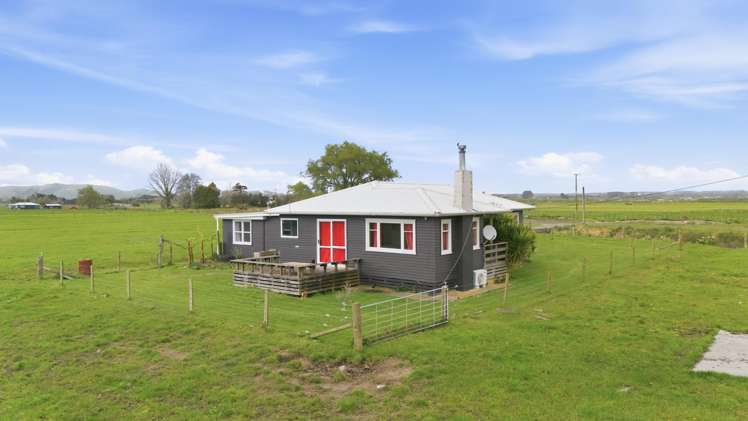 155 Cutwater Road Pukehina_21