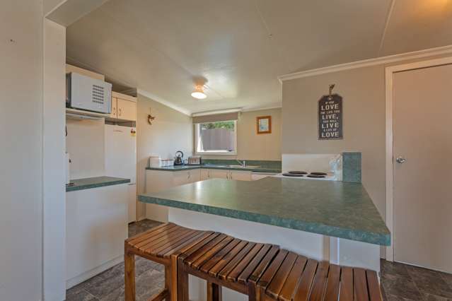 16a Hall Place Foxton Beach_2